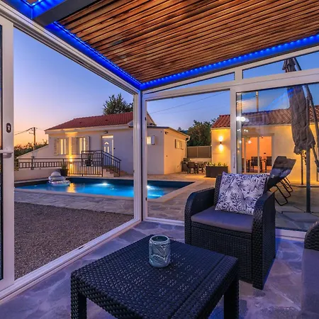 House Scaena Dom wakacyjny *