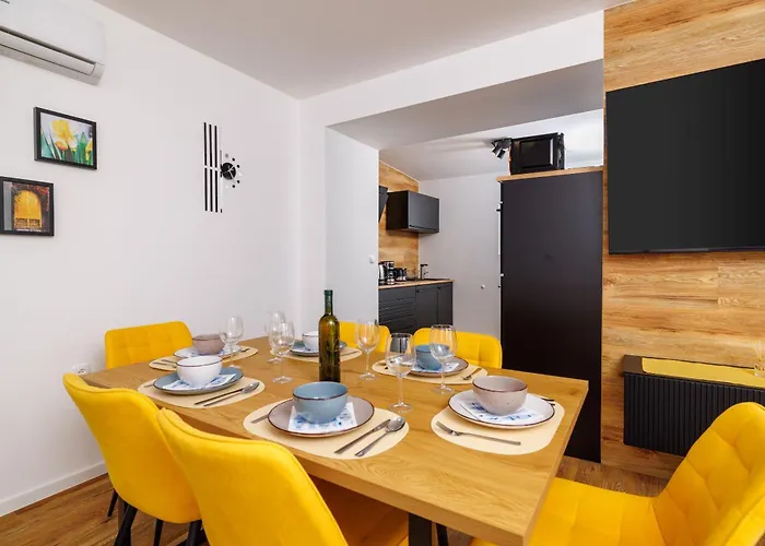 House Scaena