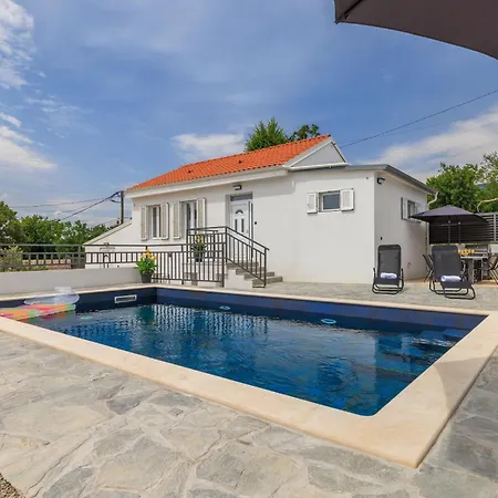 House Scaena Holiday home *