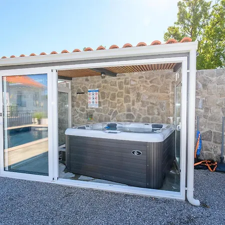 House Scaena Ferienhaus Jadranovo